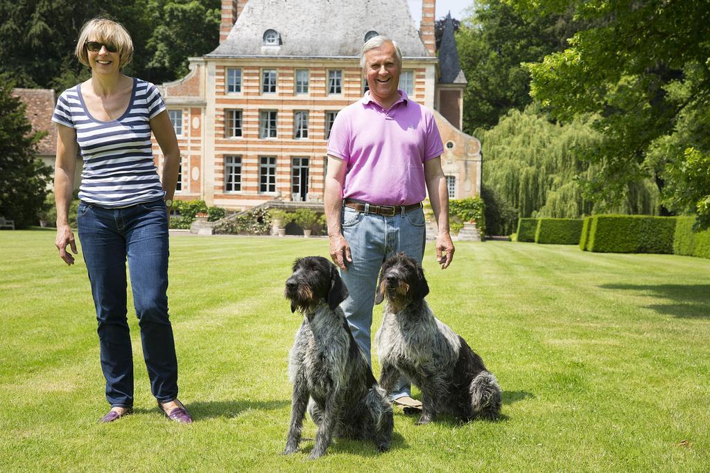 Chateau De Beneauville Bed & Breakfast Petiville  Exterior foto